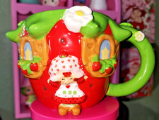 New 2025 Strawberry Shortcake 19oz Ceramic 3D Coffee Mug Strawberry House Cup
