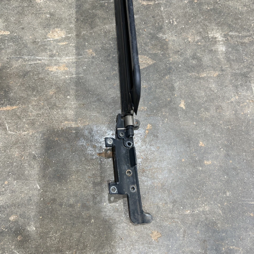 Honda Element Moonroof Deflector And Reciever 85500-SCV-A21 E10063 - Image 3 of 4