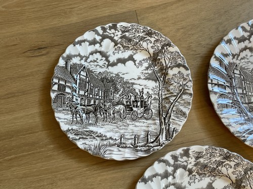 Royal Mail Fine Staffordshire Ironstone 10” Dinner Plate Lot of 3 England - Picture 2 of 5