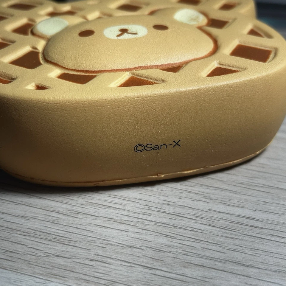 Rilakkuma Waffle Squishy + Mini Waffle Squishy in omaggio - Immagine 4 di 4