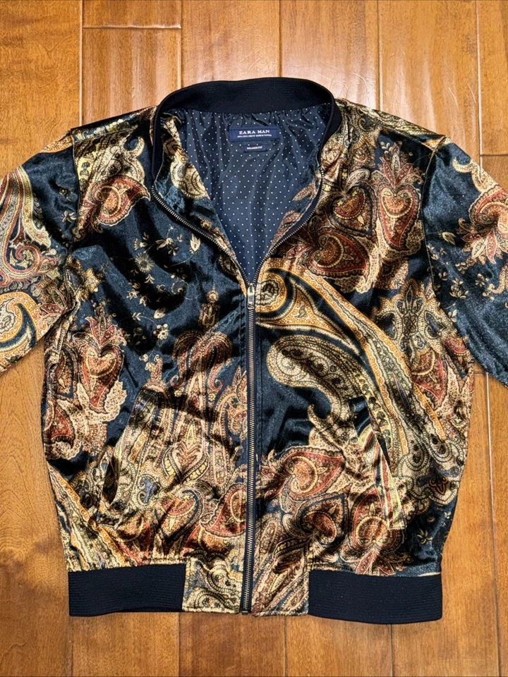 Chaqueta Bomber Zara Hombre Terciopelo Paisley Para Hombre Grande Cremallera Terciopelo Exótica Multicolor Foto 2 de 4