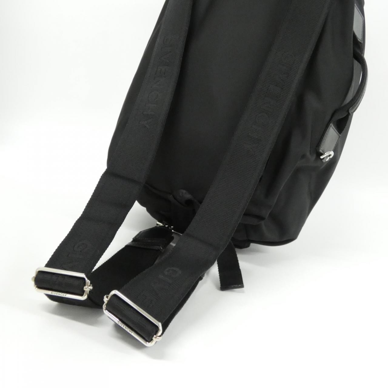 Authentic GIVENCHY G ZIP BACKPACK BK50A8K1JE Ruck… - image 8