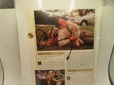 JIM CARREY  AUTOGRAPHED MAGAZINE CUT OUT 1997  DREW ARROW POINTING HOWARD STERN