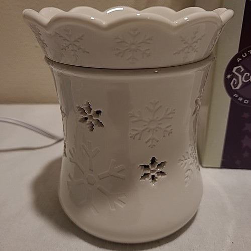SCENTSY "BLIZZARD" VOLLE GRÖSSE WACHS ÖL SCHMELZWÄRMER - NICHT MEHR PRODUZIERT - mit Box - Bild 2 von 7