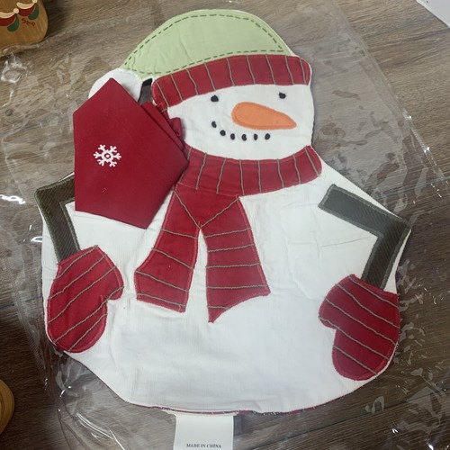 christmas lot vintage- Longaberger 2001 Star Basket, Wood Gingerbread, Placemats - Picture 10 of 15