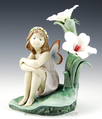 Lladro Figurine LAKESIDE DAYDREAM FAIRY GIRL LILYPAD FLOWERS #6644 Retired Mint