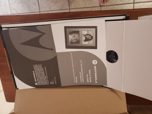 Motorola Digital Photo Frame 4.2" Dual LS420 New Open Box - 第 5/6 張圖片