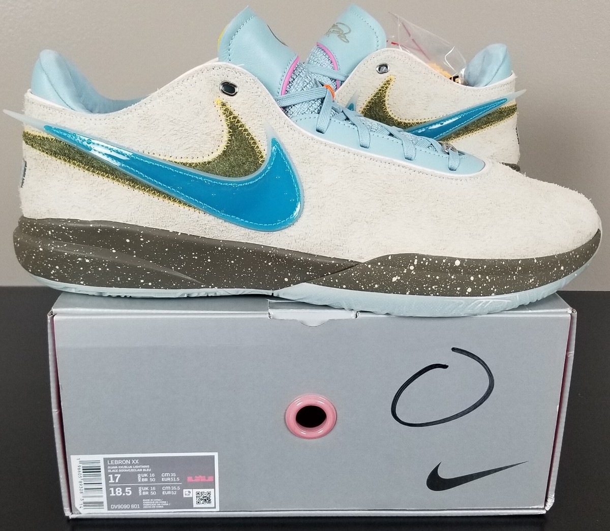 NIKE LEBRON XX 20 UNKNWN MESSAGE IN A BOTTLE GUAVA BLUE NEW DV9090