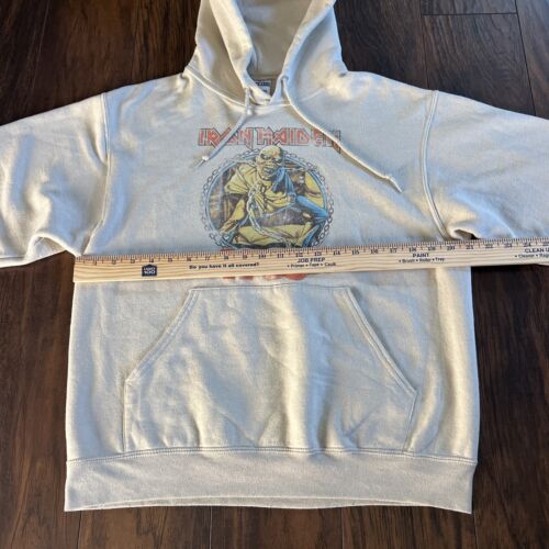 Iron Maiden World Piece Tour 1983 Hoodie Size Medium Beige Pullover Jerzees - Picture 14 of 22