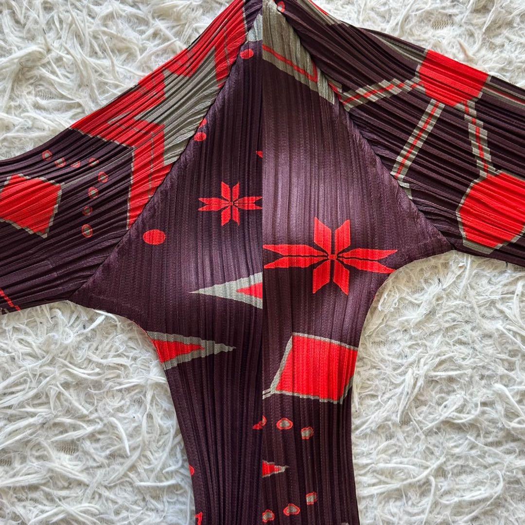 Pleats Please Setup Snowflake Bordeaux XL Equivalent | eBay