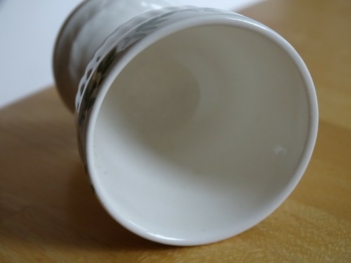 1 ANCIEN COQUETIER ETRURIA WEDGWOOD England egg cup - Picture 3 of 6