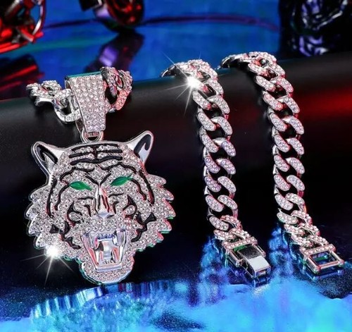 Iced CZ Bling Silver Plated Tiger Head Pendant 12mm 20" Cuban Chain Necklace - Picture 1 of 3