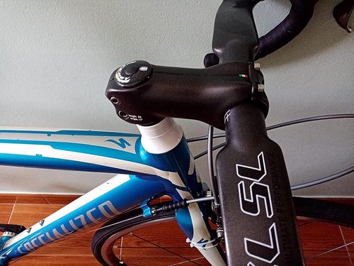 Durable and Stylish Carbon Fiber Bike Stem - Enhance Handling & Aesthetics - Picture 7 of 9