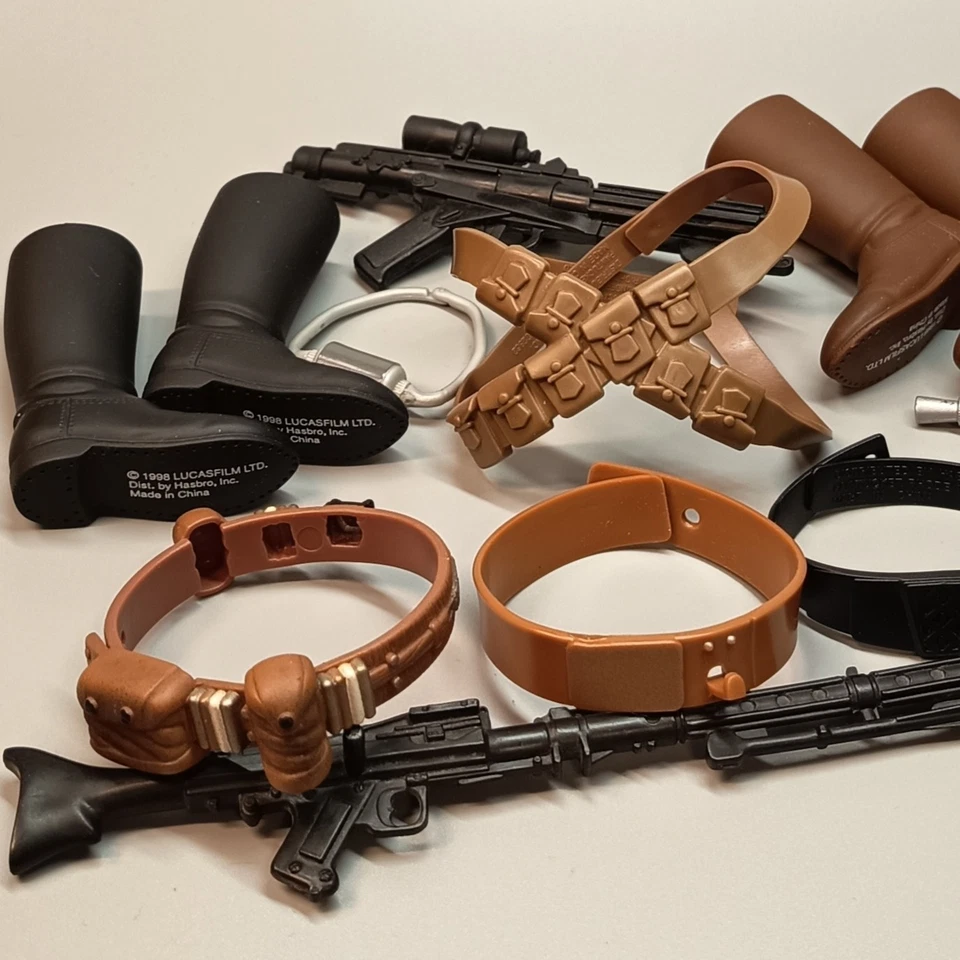 Star Wars Escala 1/6 BOTAS ZAPATOS CINTURÓN ARMA EQUIPO LOTE ACCESORIOS 12" FIGURA PIEZA Foto 2 de 4