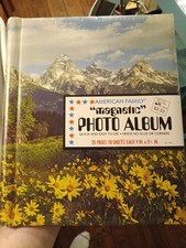 VINTAGE NEW Magnetic Photo Album 20 Pages Mountain Scene