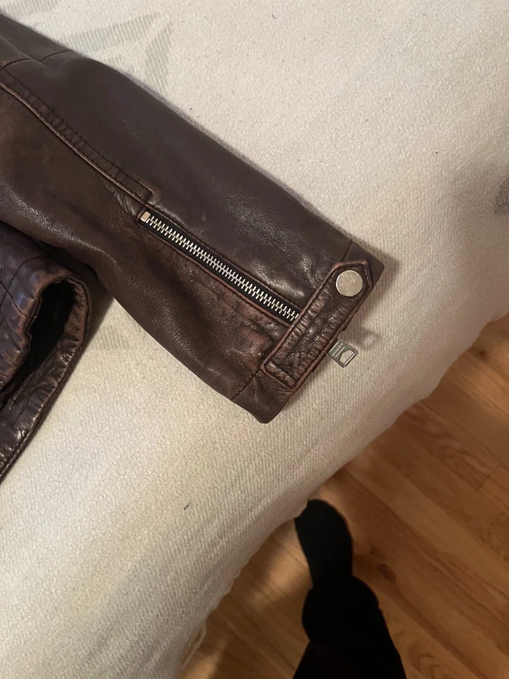 chaqueta de cuero marrón all saints Foto 4 de 4