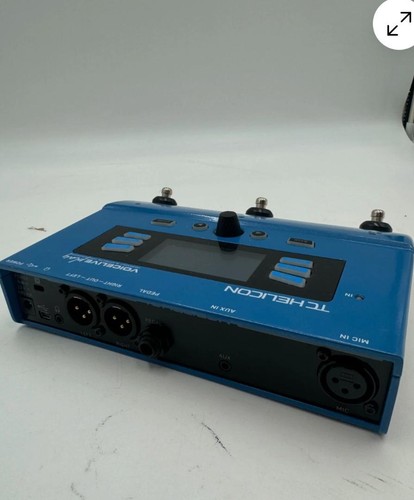 TC-Helicon VoiceLive Play Vocal Effects Processor Adapter Included - Picture 3 of 5