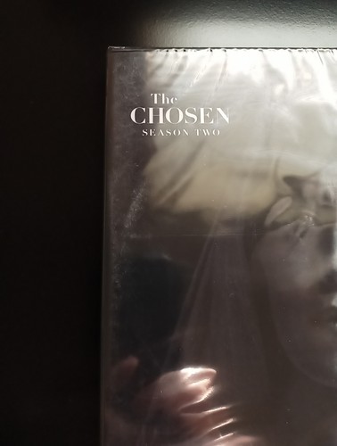 The Chosen: Season Two Complete Second (DVD, 2-Disc Set) NEU Regalspuren - Bild 2 von 3