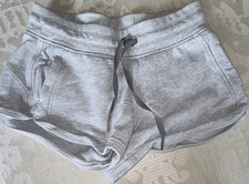 Lululemon Women s Gray Athletic Shorts Blended Fabric Elastic Waist Drawstring
