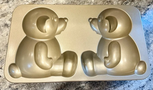 Nordic Ware USA Gold Teddy 3D Build-A-Bear Cake Pan, 10 Cup Stand Up
