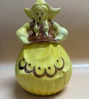 Red Wing Pottery Vintage 1940's Cookie Jar  Katrina Dutch Girl Yellow Brown DS20