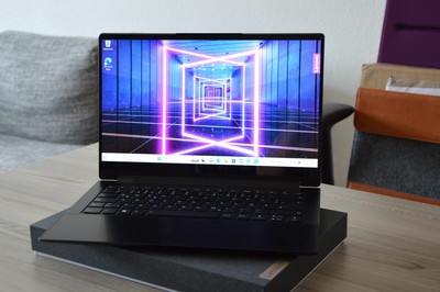 Lenovo Yoga 9 14ITL05 - 14 Zoll 2in1 Notebook (Neuwertig) inkl. Tasche
