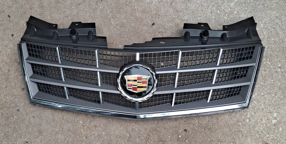 2008-2011 Cadillac STS Sedan Upper Grille Chrome & Gray 2009 2010  Foto 4 de 4