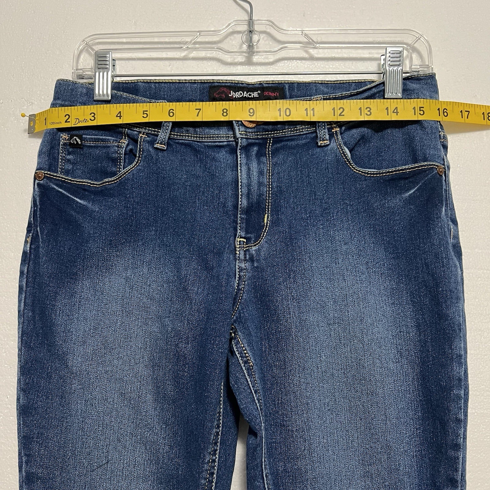 Picture 4 of 12