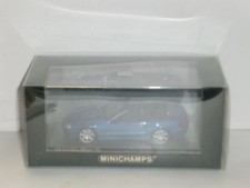1/43 MiniChamps Mercedes-Benz SL 2001 blue metallic