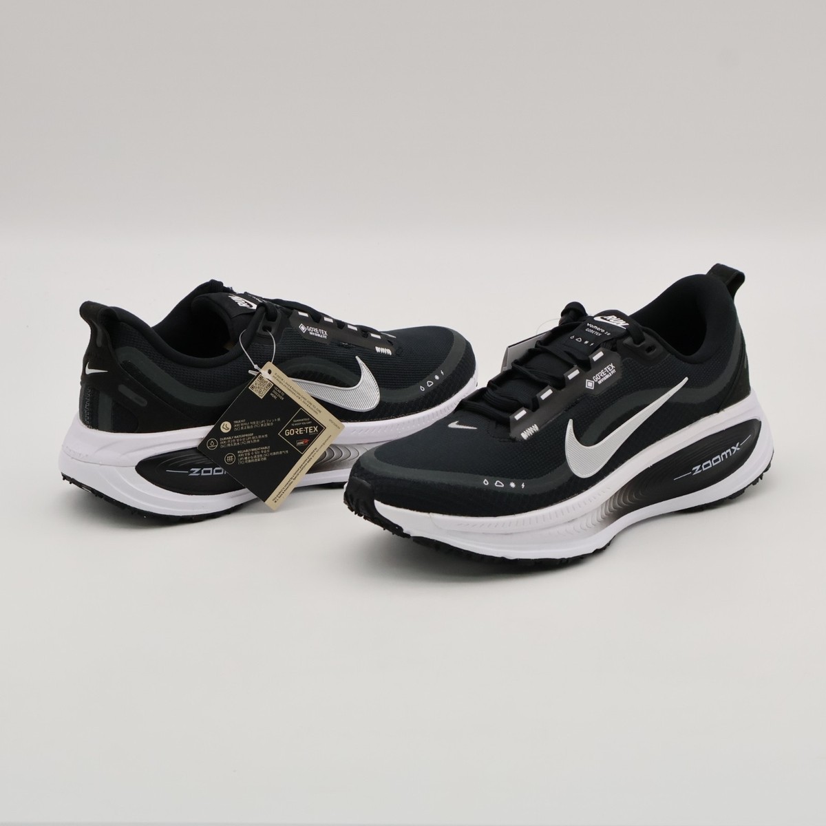 HQ7002-002 Nike Vomero 18 GORE-TEX Black Anthracite White (Women's