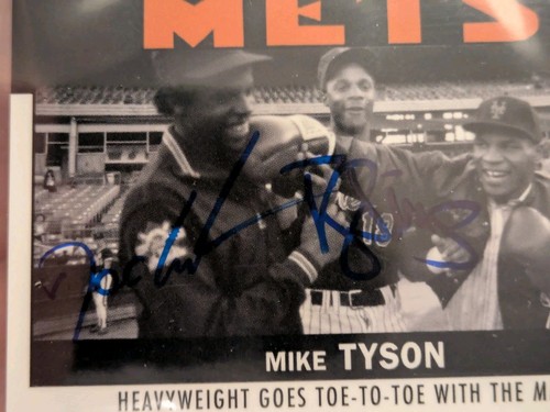 Tarjeta Beckett Topps 2021 firmada por Mike Tyson y Darryl Strawberry con Doc Gooden y Darryl Strawberry - Imagen 3 de 4
