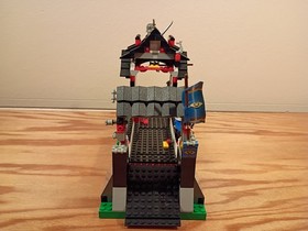 Lego System - Stone Tower Bridge - Set 6089 - 1998 Incomplete