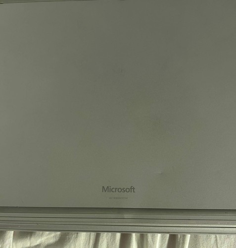 Microsoft Surface Book 3 - 13.5 in. 256GB i5 8GB Silver - Picture 6 of 6