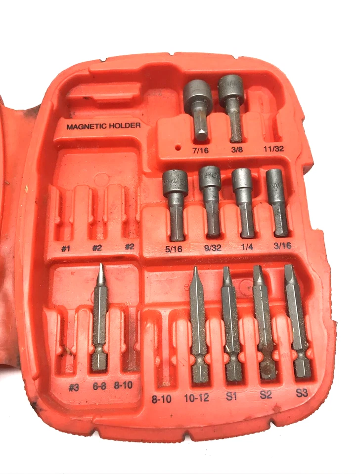 USED BLACK & DECKER BIT DRIVER SET - MISSING PIECES -DRIVER WORKS - Image 4 of 4