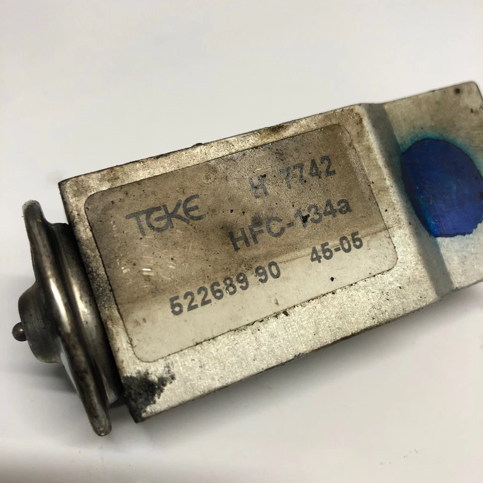 SKODA FABIA 6Y2 1999-2007 GENUINE A/C AIR CON EXPANSION VALVE UNIT 52268990 - Image 2 of 2