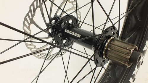 26 inch Fat Bike Wheelset Sun Ringle Mulefut 80 Novatec Thru Axle Maxxis - Picture 2 of 9