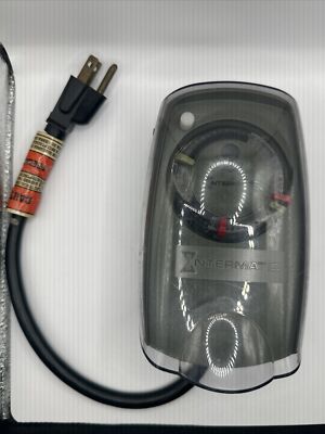 Intermatic HB300RCL 12 Amp 1/3 HP MOTOR  1500 W Outdoor Mechanical Timer 24 HR