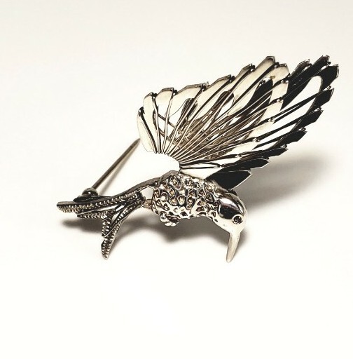 Wire Wrapped Signed Sterling Silver Engraved Humm… - image 12