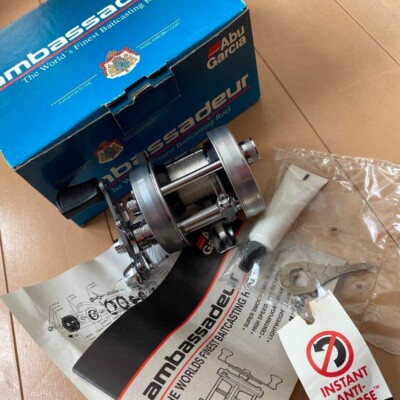 Abu Garcia Ambassador 2500CI Silver Instant Anti-Reverse Used from