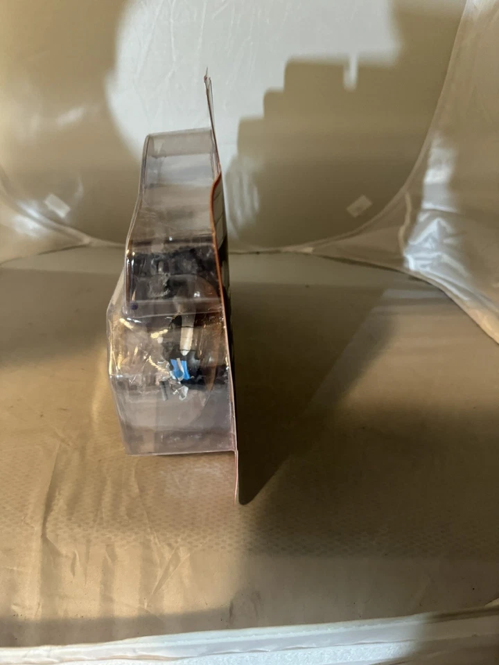 Figura 2001 Jakks Pacific Battle Bots Grip N Grapplers Ziggo nueva caja N Foto 2 de 3