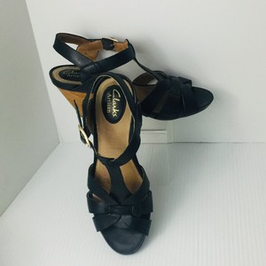 clarks artisan wedge