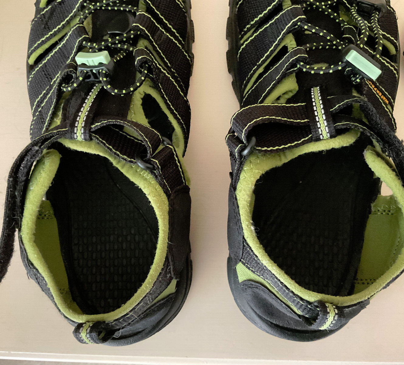 Scarpe sandali Keen donna taglia 5 nero verde punta chiusa impermeabili trail escursionismo