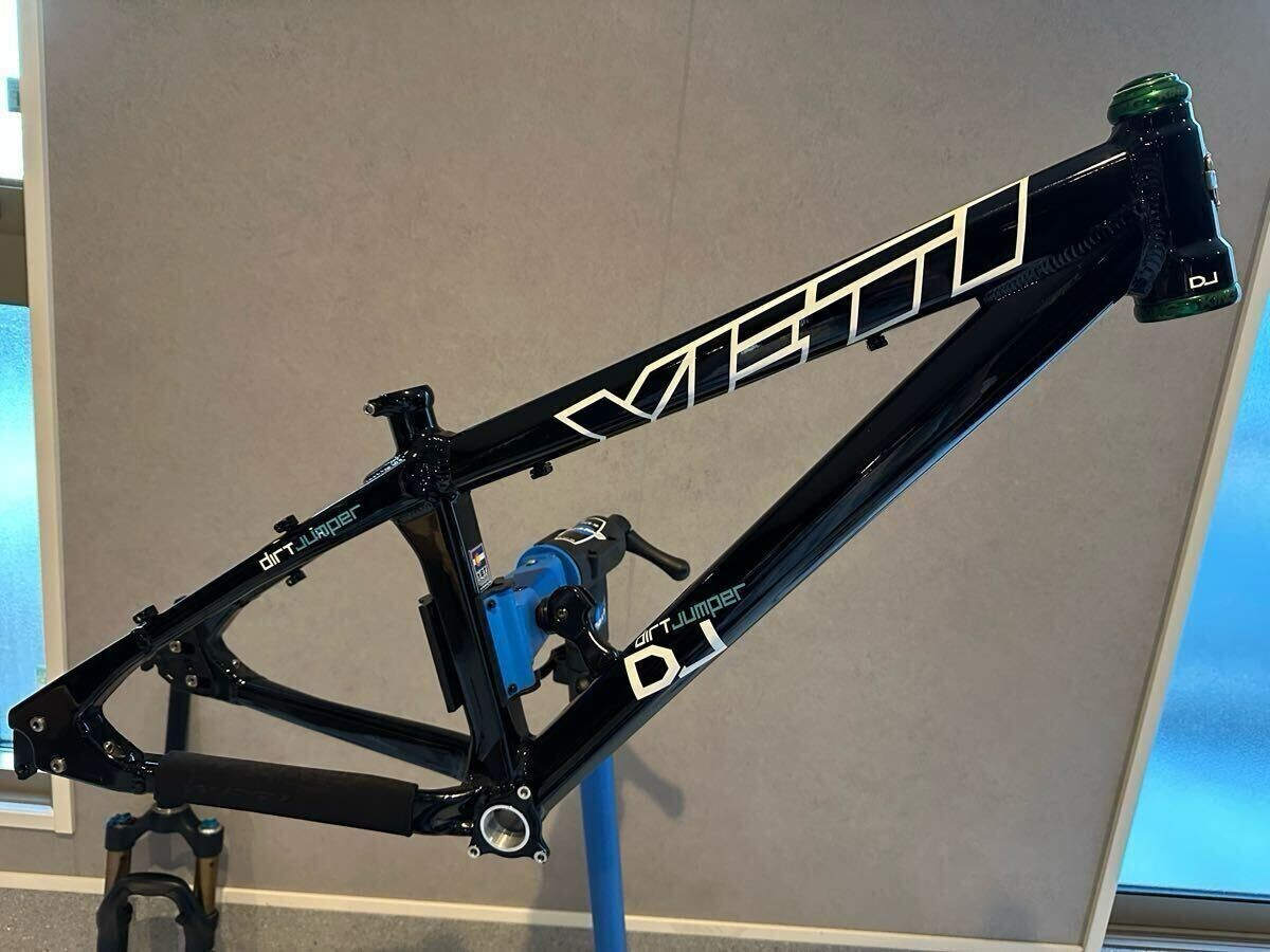 YETI　DJ　アルミ最終型　フレーム　Dirt Jumper Yeti DJ - Pinkbike
