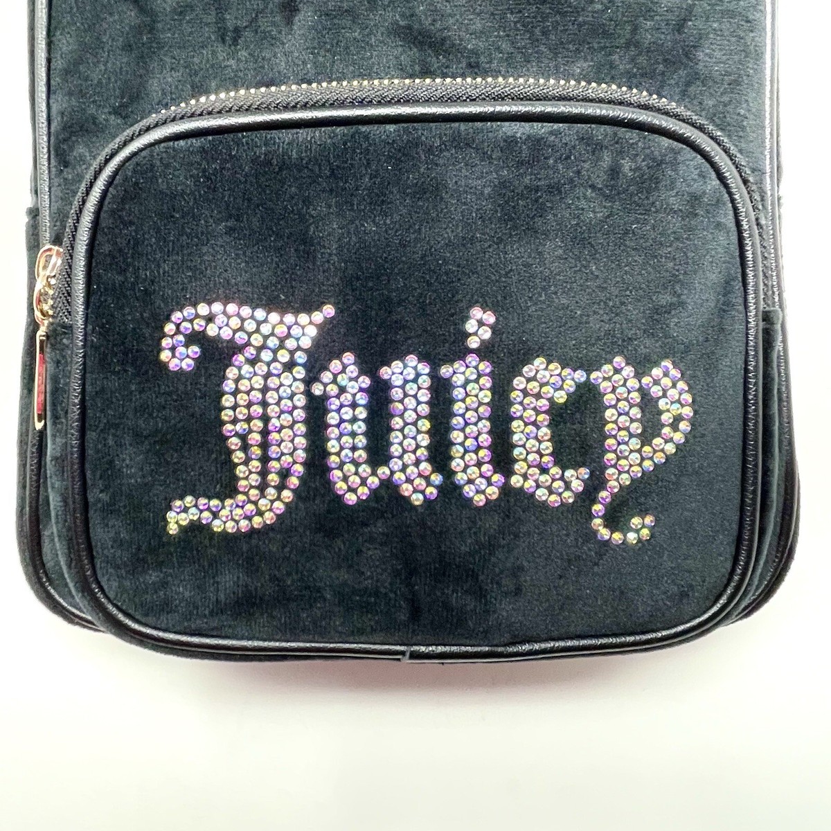Juicy Couture スタッズ付きブラックリュック Juicy Couture - Black Liquorice Velour Heritage Backpack Bag