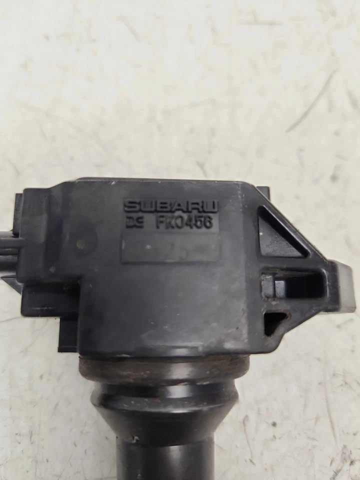 Juego de 4 enchufes de bobina de encendido Subaru Forester XT 2014-16 OEM P/N 22433AA691 Foto 3 de 4