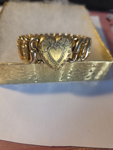 Vintage World War 2 Era "SweetHeart" Expansion Bracelet "American Queen" Antique