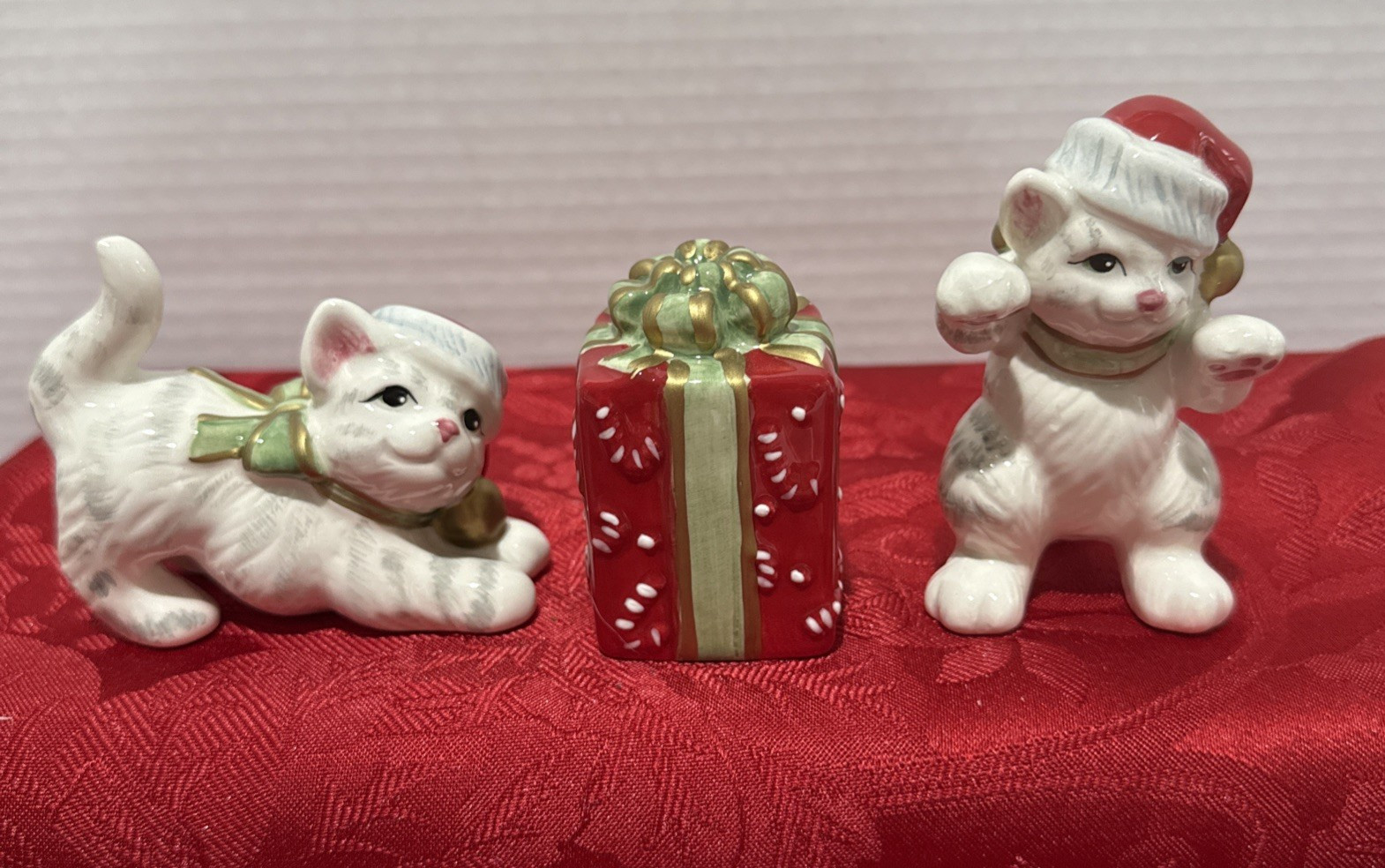 Fitz and Floyd Kitty Kringle Ceramic Christmas Figurines Cats, Vintage in Box
