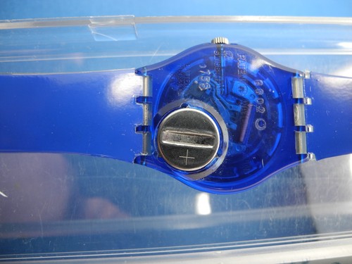 SWATCH WATCH GN176 LOVE BITE 1997 ORIGINAL NEW CONDITION - Picture 8 of 12