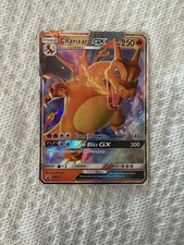 Charizard GX SM211 Sole e Luna Ultra Rara Stella Nera Promo quasi nuova