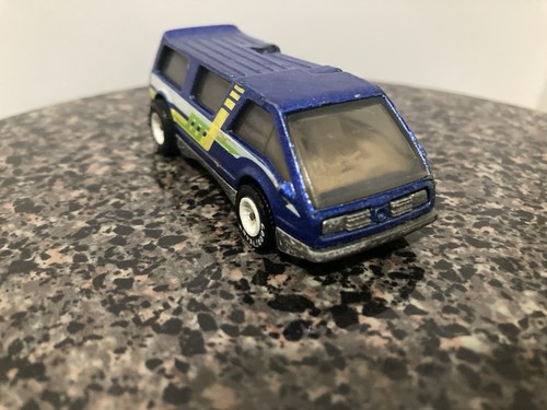 Hot Wheels 1984 Dream Van XGW RR White Hub Broken Door Malaysia Loose - Picture 11 of 15